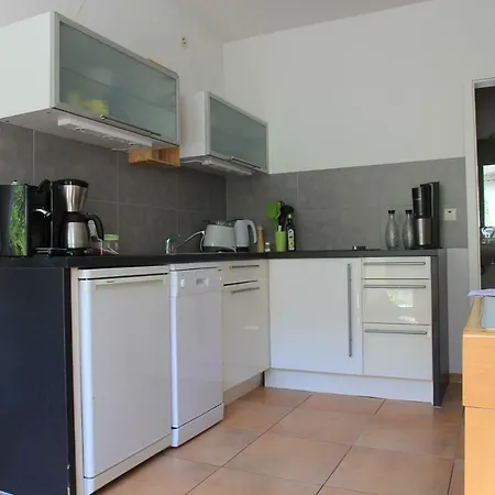 Sayn Bei Koblenz Apartmán *